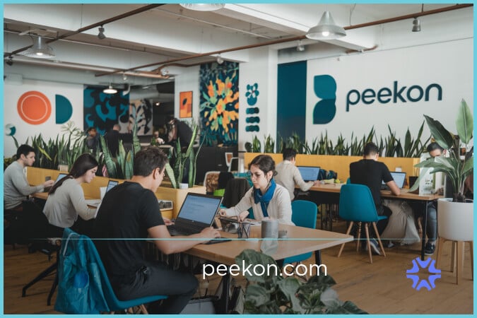 PeekOn.com image 2