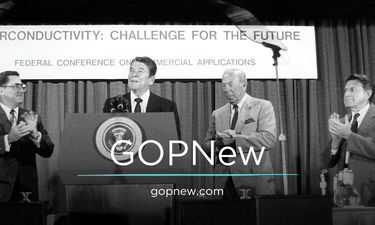 GOPNew.com - Creative brandable domain for sale