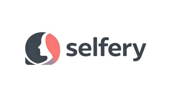 selfery logo