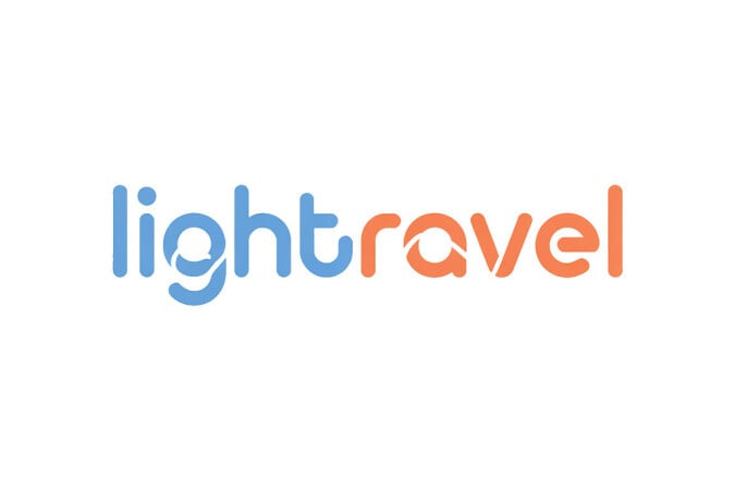 LightRavel logo